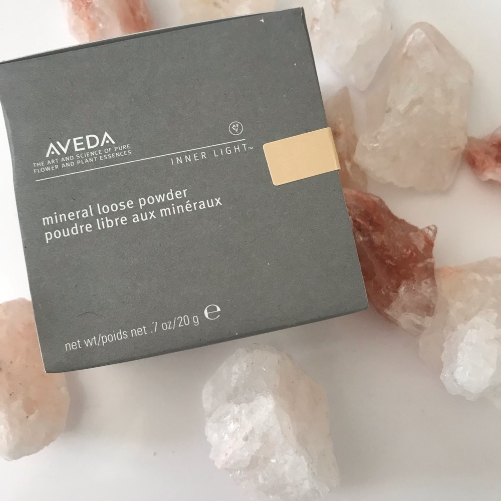 Aveda Translucent Powder